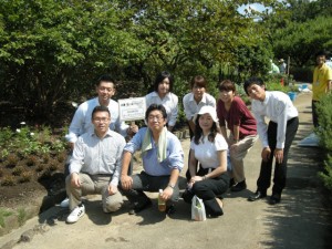 名古屋市議会ガーデニングクラブと議員インターンの学生さんたち