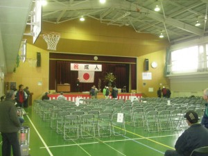 神沢中学校の設営の様子