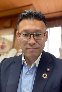 岩本たかひろ近影 岩本たかひろ近影