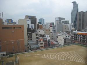 屋上を利用した運動場